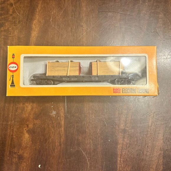 Cox HO Scale Flat Car With 2 Lumber Loads No. 6152-1 SP&S 32302 Vintage - Picture 1 of 4